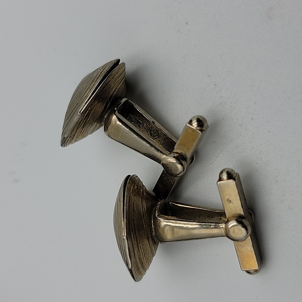 Clam cufflinks - Picture 3 of 4